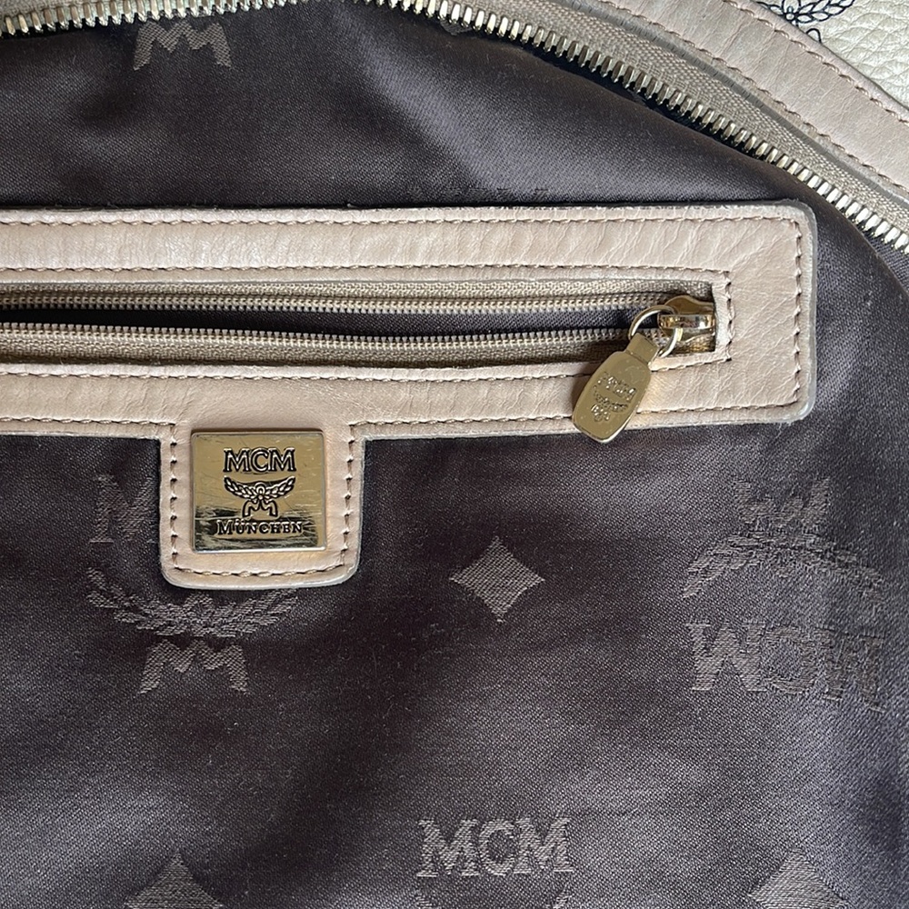 MCM BEIGE VISETOS COATED LOGO CANVAS & LEATHER HOBO SHOULDER OR CROSSBODY BAG - Picture 9 of 17